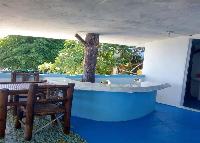 Seaside Terrace For Barkadas *